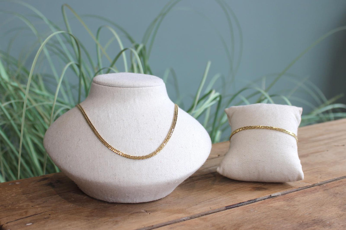 9ct Yellow Gold Double Curb Chain Necklace