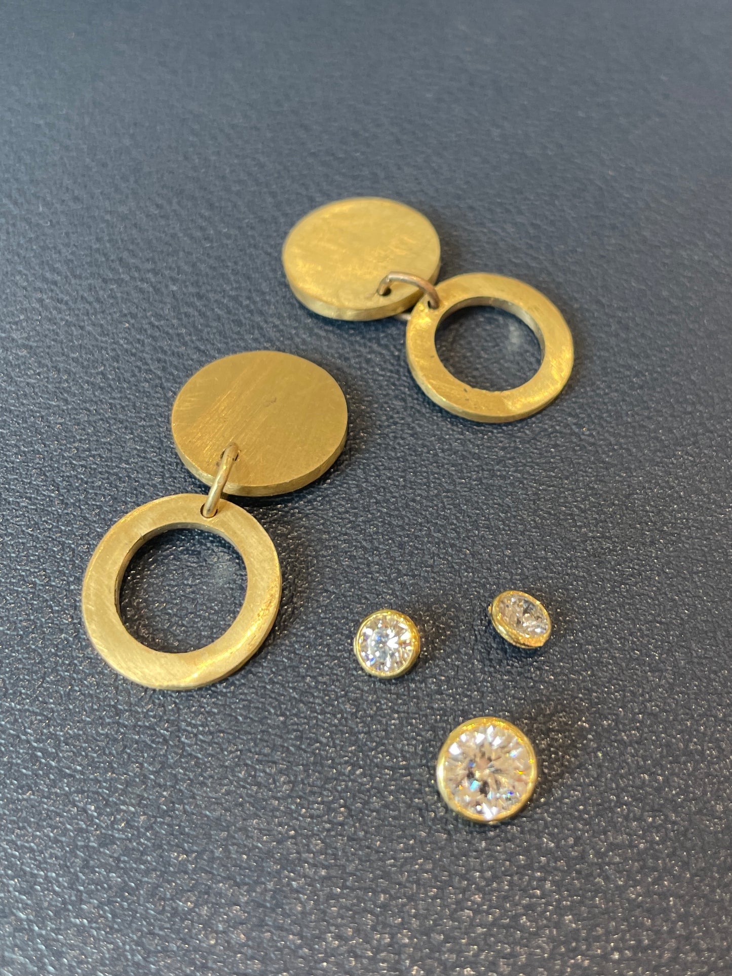 Gold & Diamond earrings in the making
