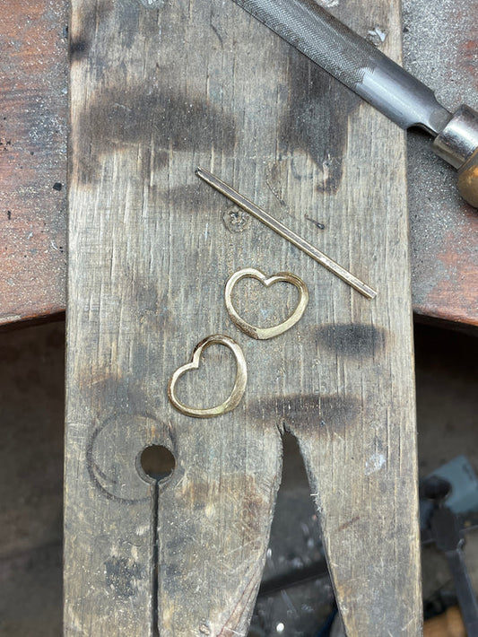 The Process of Melting Down Customer's Own Gold: A Hinckley Case Study