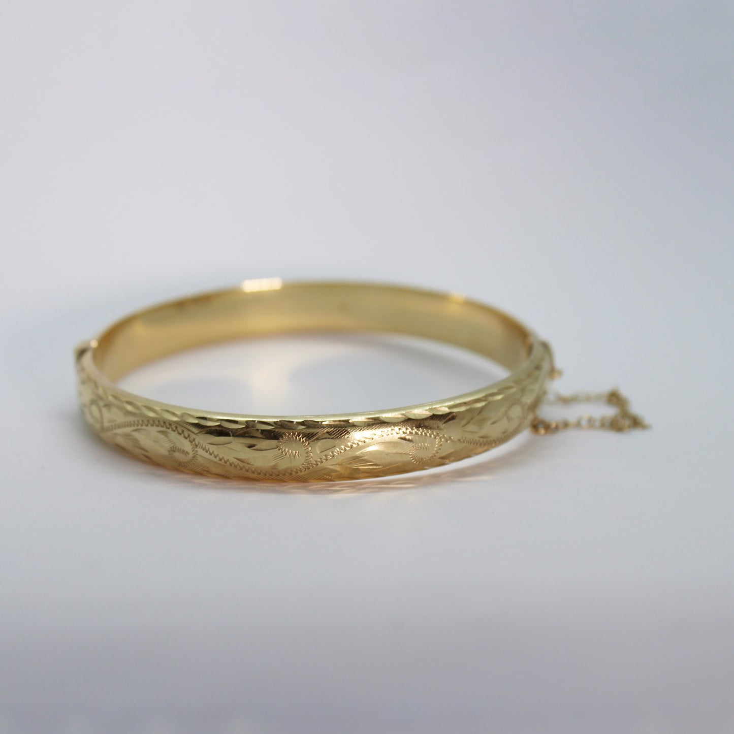 9ct Yellow Gold Engraved Bangle