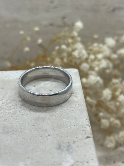 9ct White Gold Wedding Band - Light Weight